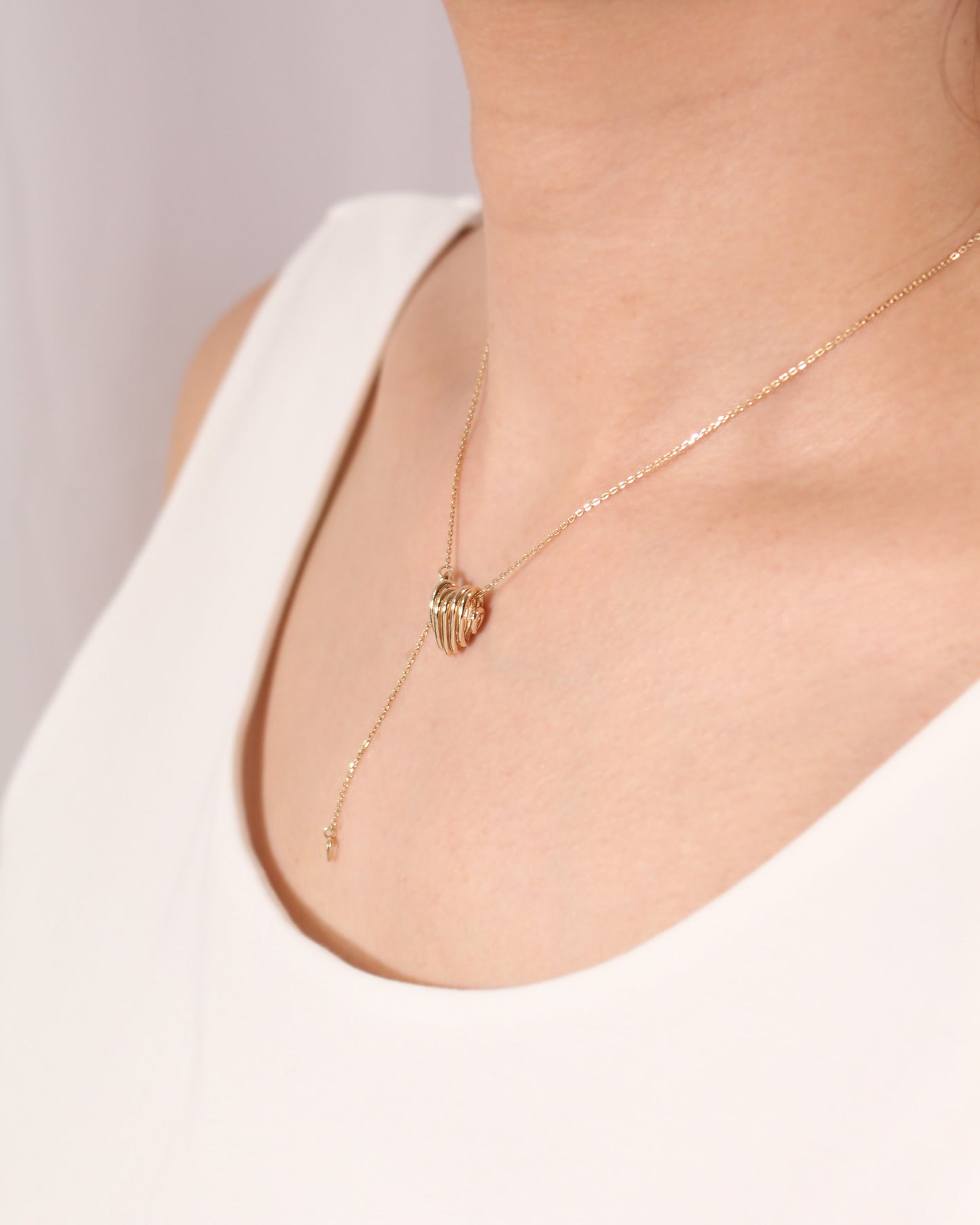 Guruguru-model-Necklace3