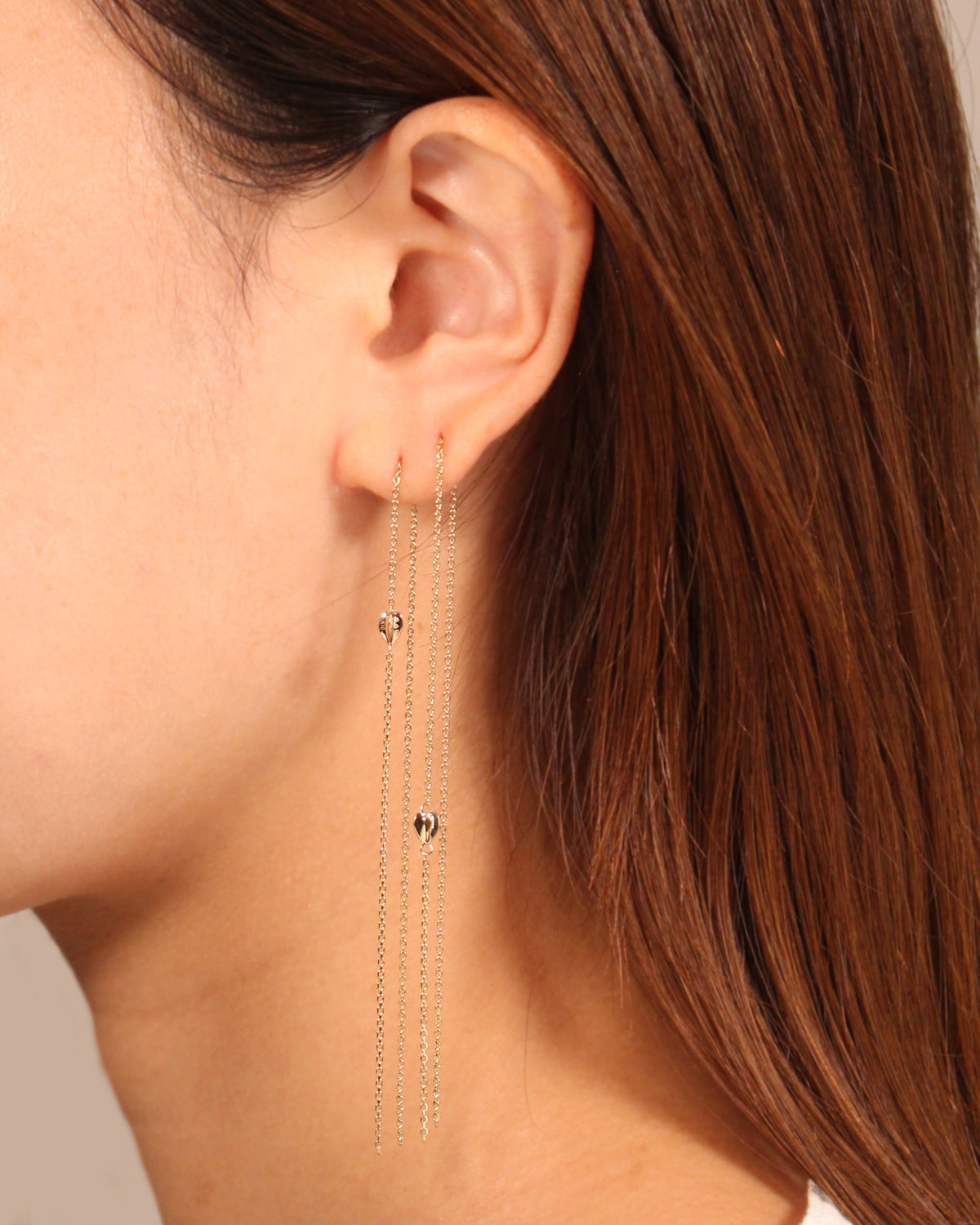 Uzu Uzu pierced earrings worn look 3