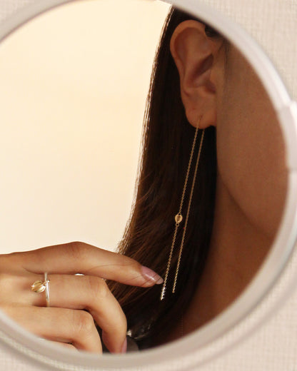 Uzu Uzu pierced earrings worn look 4